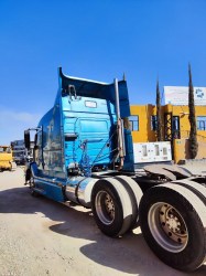 TRACTOCAMION- VOLVO- VNL64T-4244-29